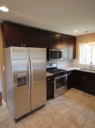 5th image of 10200 S Calumet Ave
