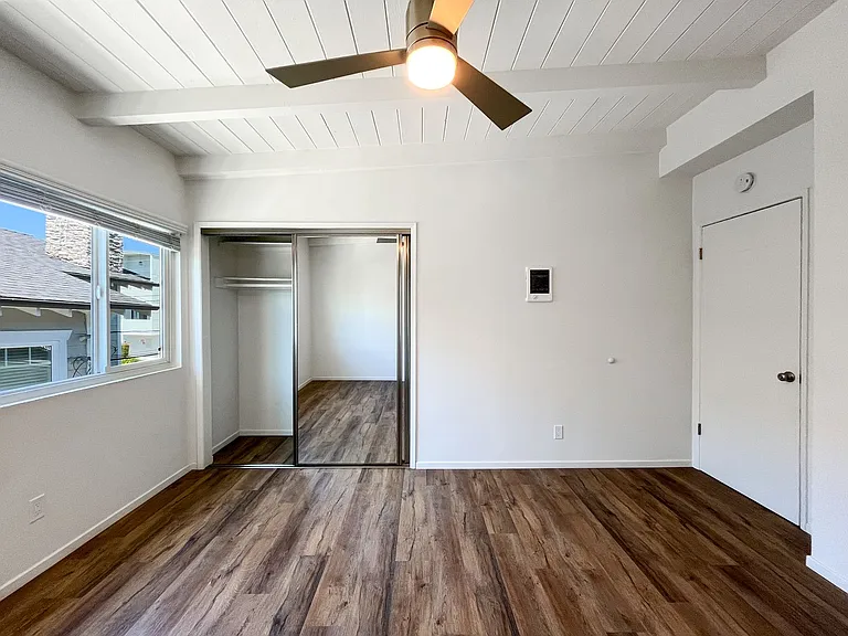 2118 Carnegie Ln — Photo 30