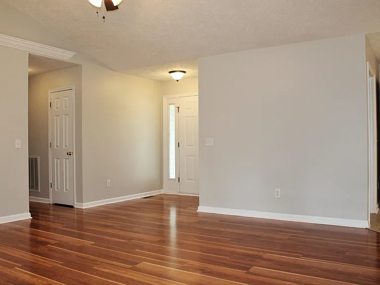 289 Firetree Ln — Photo 5