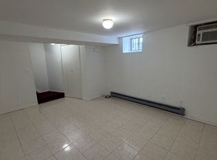 97 Houston St, Newark, NJ 07105