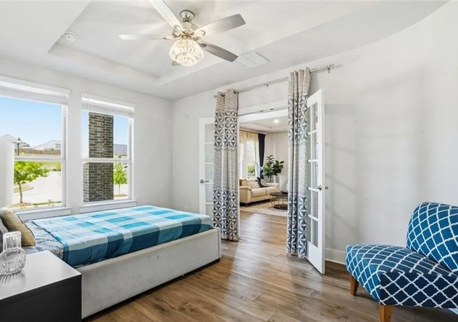 Luxury Living in Inspiration | 5 Bed, 4 Bath | Across from the Greenbelt — Photo 4
