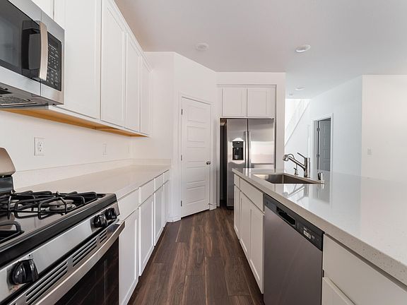 5th image of 6810 Gaslamp Harbor Ave
