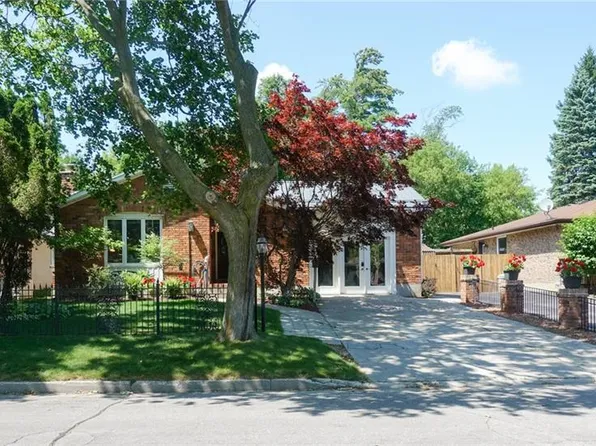 13 Kelly Ave, Norfolk County, ON N3Y 4V6