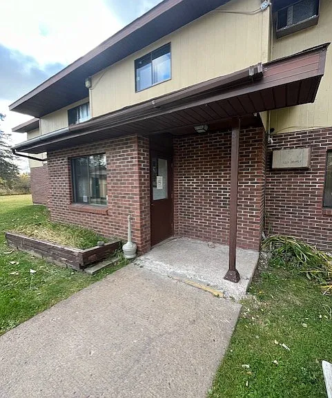 721 W Maple St #3 — Photo 17