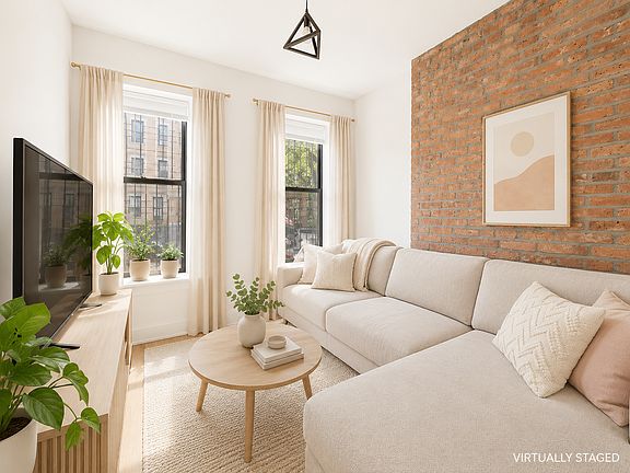 2nd image of 1721 Putnam Ave APT 1L
