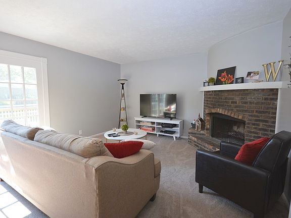 5th image of 1744 N Bay Dr