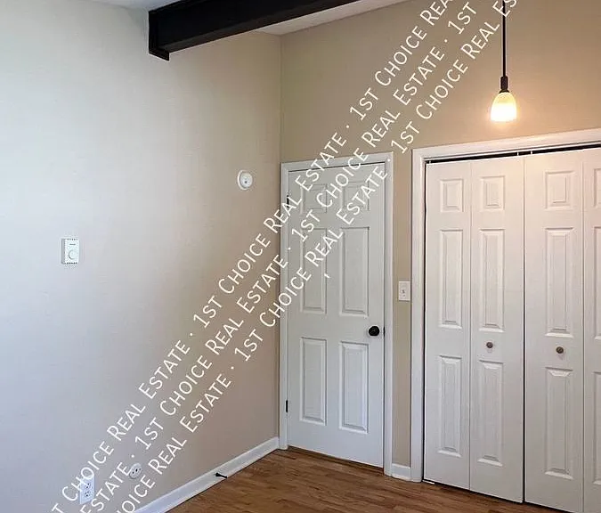 4202 Woodworth Ave — Photo 9