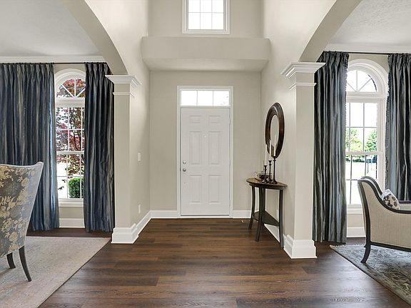 5th image of 4296 Honeysuckle Ln
