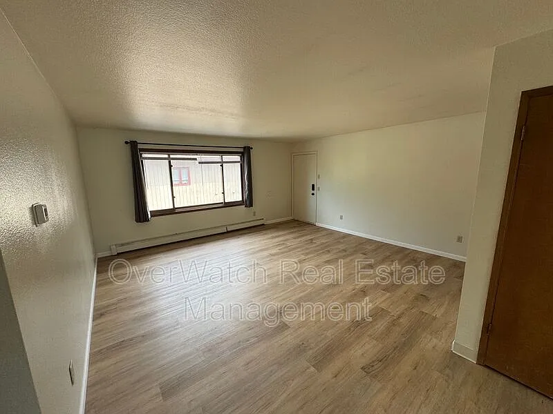 2 bed, 1.0 bath, 1000 sqft, $1,550 — Photo 3
