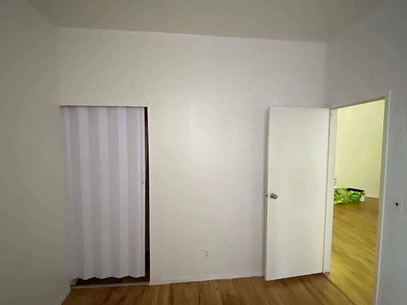 4th image of 64 7th Ave #4E