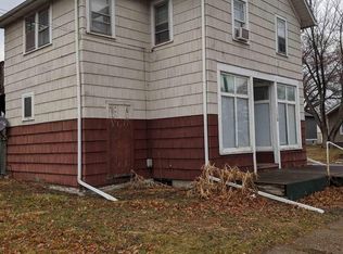 2734 Bridge Ave, Davenport, IA