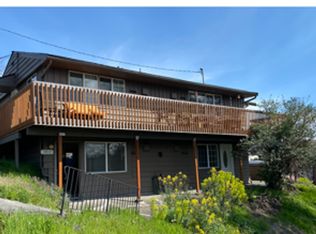 Well-Maintained Two-Story Quadplex Building in Prime Location, Seattle, WA 98107