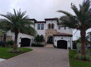 1119 Eden Isle Dr NE, Saint Petersburg, FL 33704