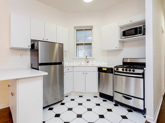 2nd image of 118 E 11th St APT 4B