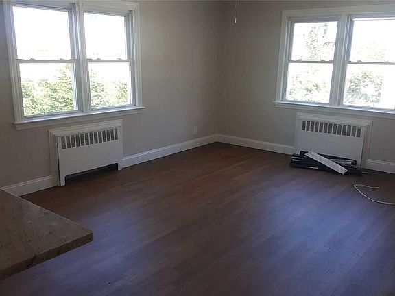 5th image of 60 Neptune Blvd APT 1B