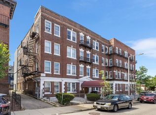 56 Park Vale Ave APT 4, Allston, MA 02134