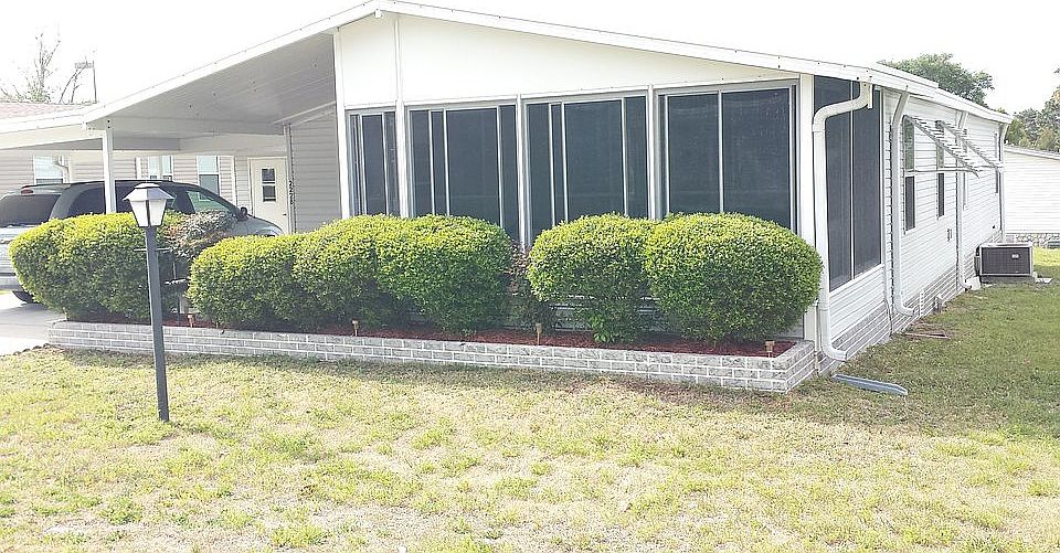 1st image of 2228 Hollowridge Dr