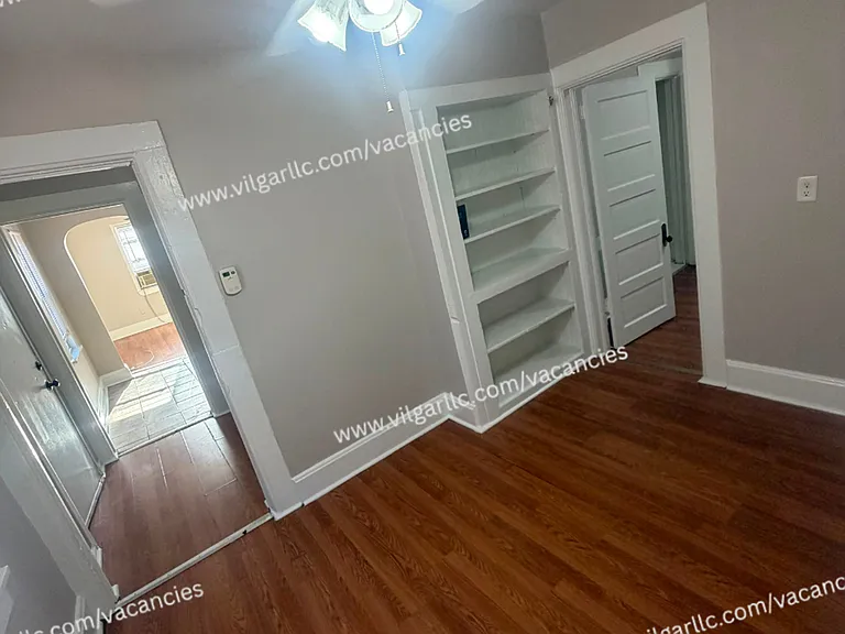 5025 Tod Ave — Photo 7