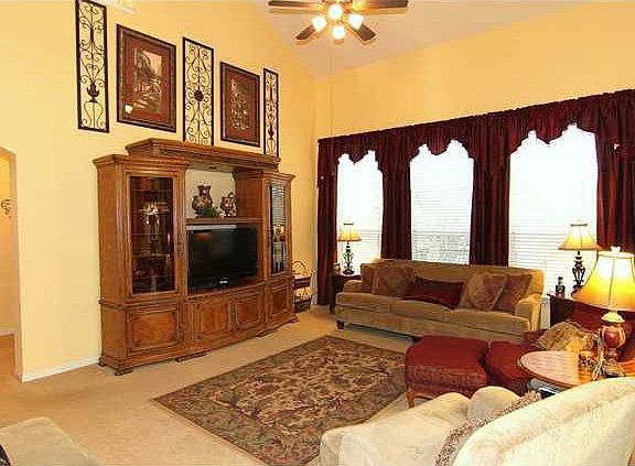 4th image of 207 Water Oak Dr