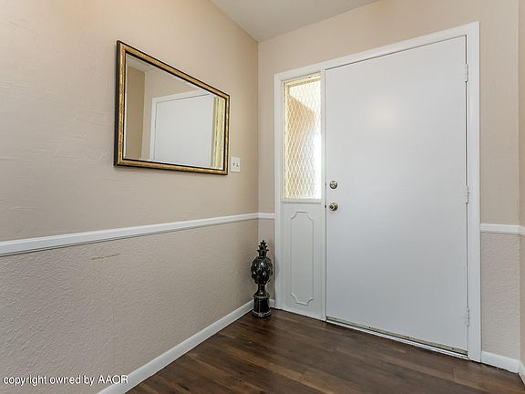 2nd image of 3308 Linda Ln
