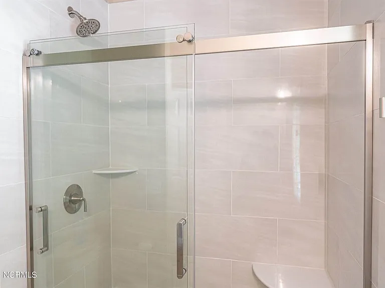 215 Plantation Dr — Photo 53