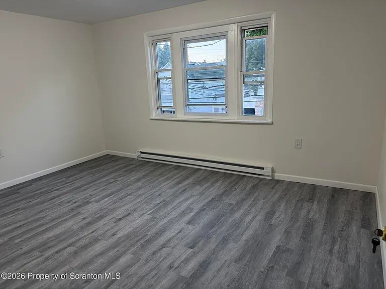 1161 Luzerne St #2 — Photo 8