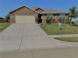 1417 N Houston St, Royse City, TX 75189