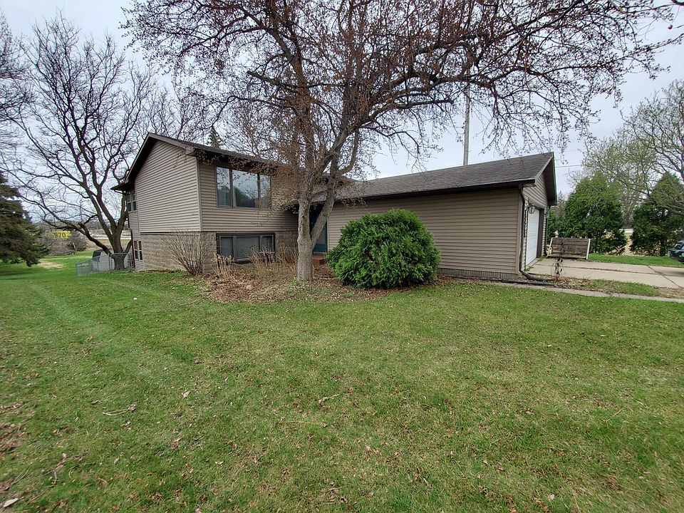 1221 Mill St, Zumbrota, MN 55992 Zillow