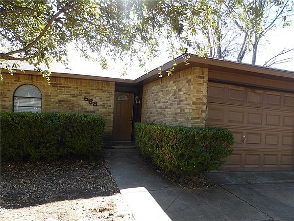 2nd image of 568 Cumberland Dr