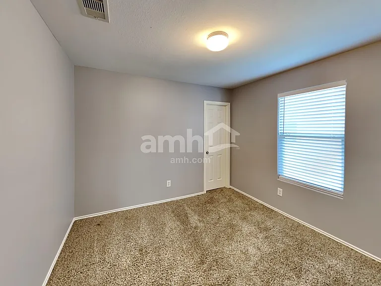2203 Shady Birch Dr — Photo 14