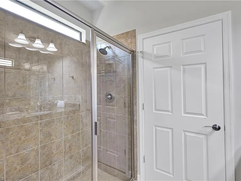 7103 Lily Way — Photo 21