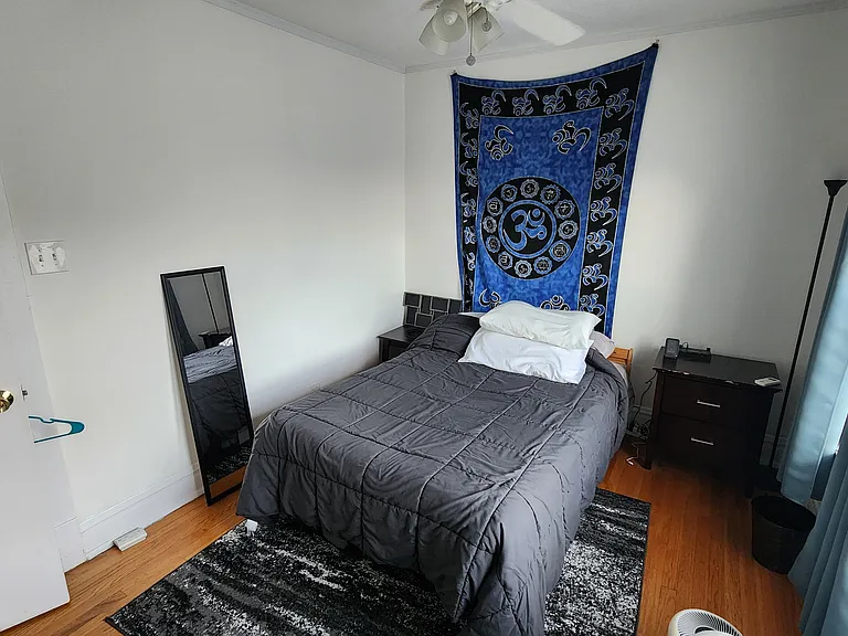 2010 W Leland Ave #3 — Photo 6