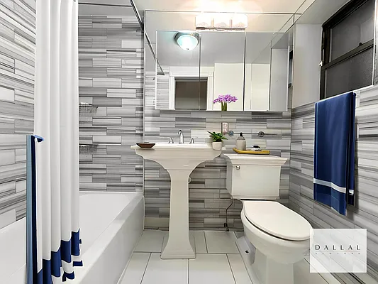 Rented by DALLAL | media 11