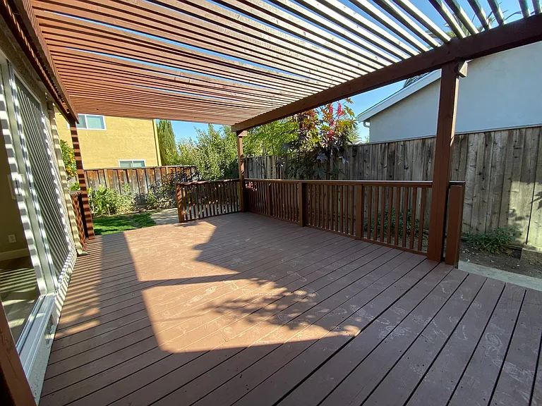 4680 Mia Cir — Photo 16