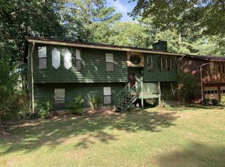 666 Woodsong Ln, Stone Mountain, GA