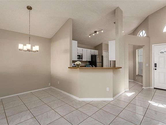 4th image of 3516 Westland Dr