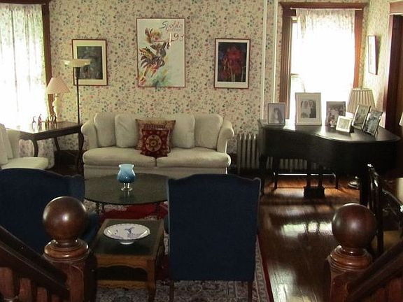 4th image of 51 Parkway