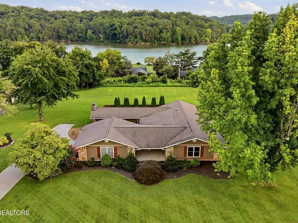 10100 El Pinar Dr, Knoxville, TN 37922