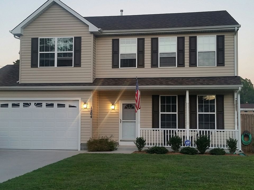 1st image of 1204 Dewberry Ln