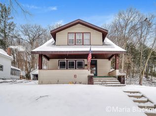 746 E Main St, Ionia, MI 48846