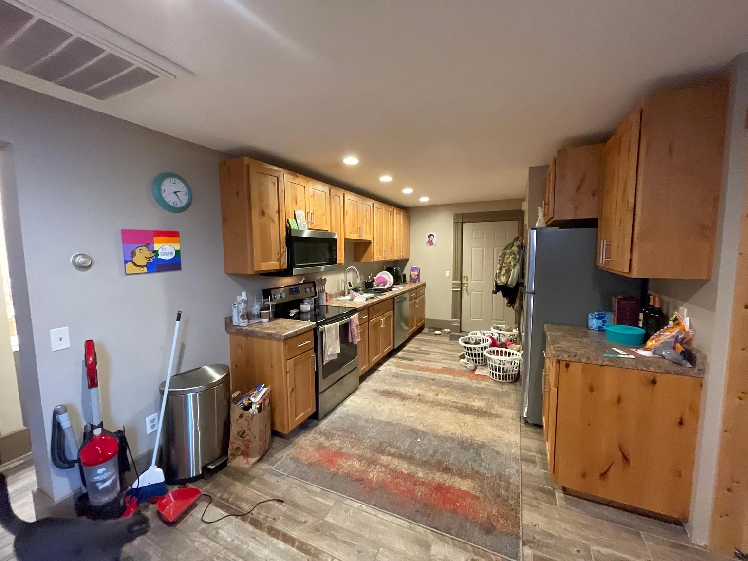 4 bed, 700 sqft, $1,250 — Photo 3