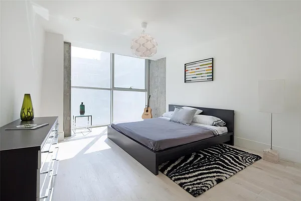 Rented by Douglas Elliman | media 7