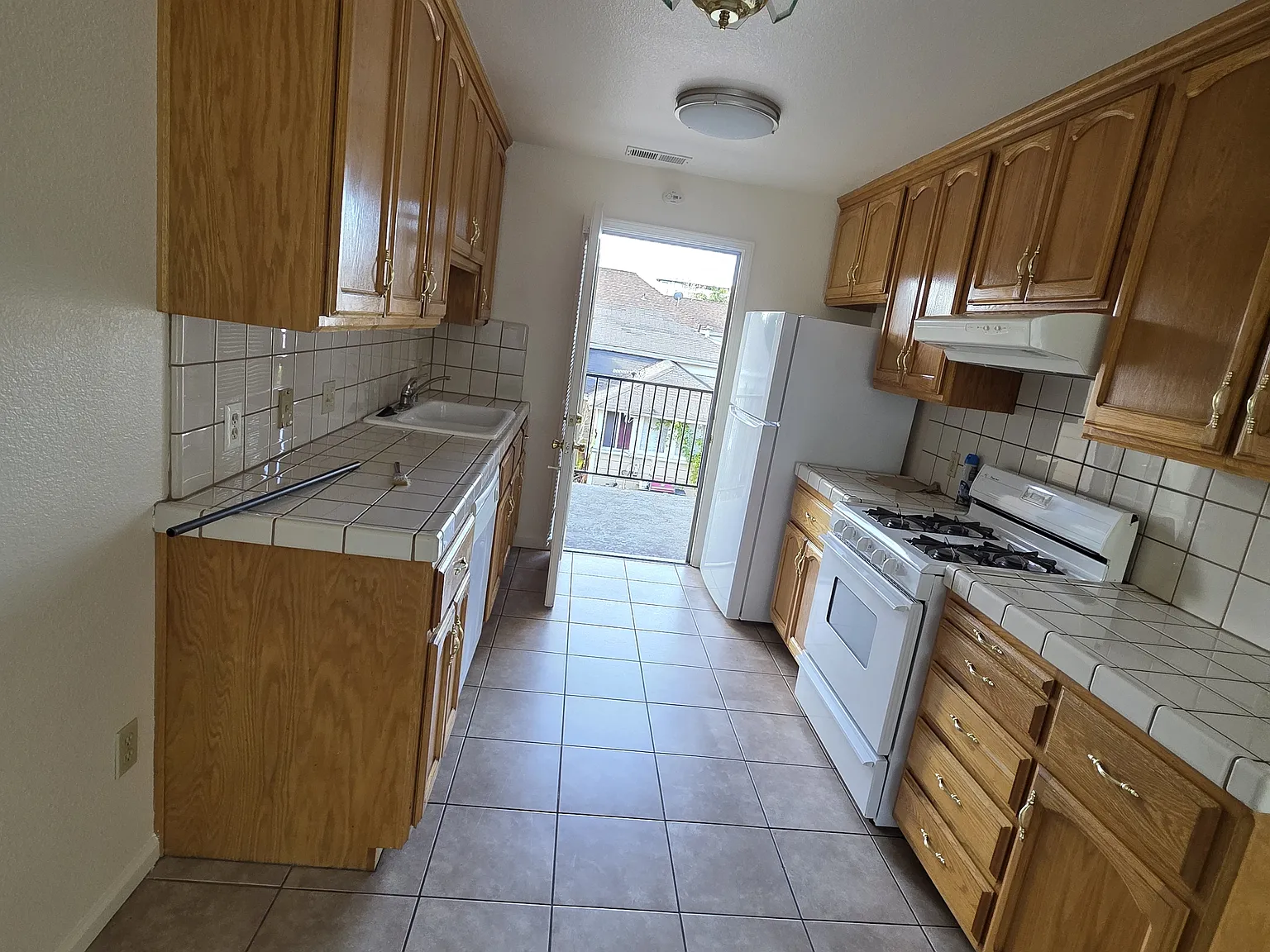 2 bed, $2,900 — Photo 4