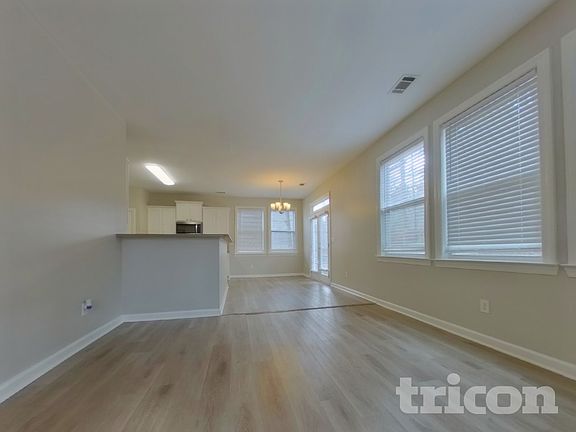 2nd image of 5275 Argyll Ln