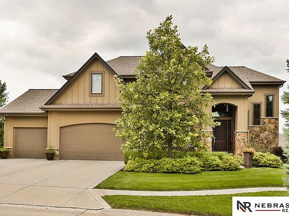 2nd image of 906 S 180th Ave