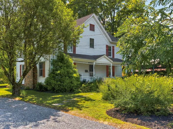 31 Church Street, Red Hook, NY 12571