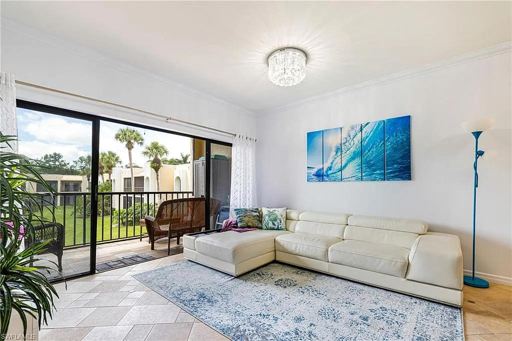 2 bed, 2.0 bath, 965 sqft, $3,500 — Photo 3