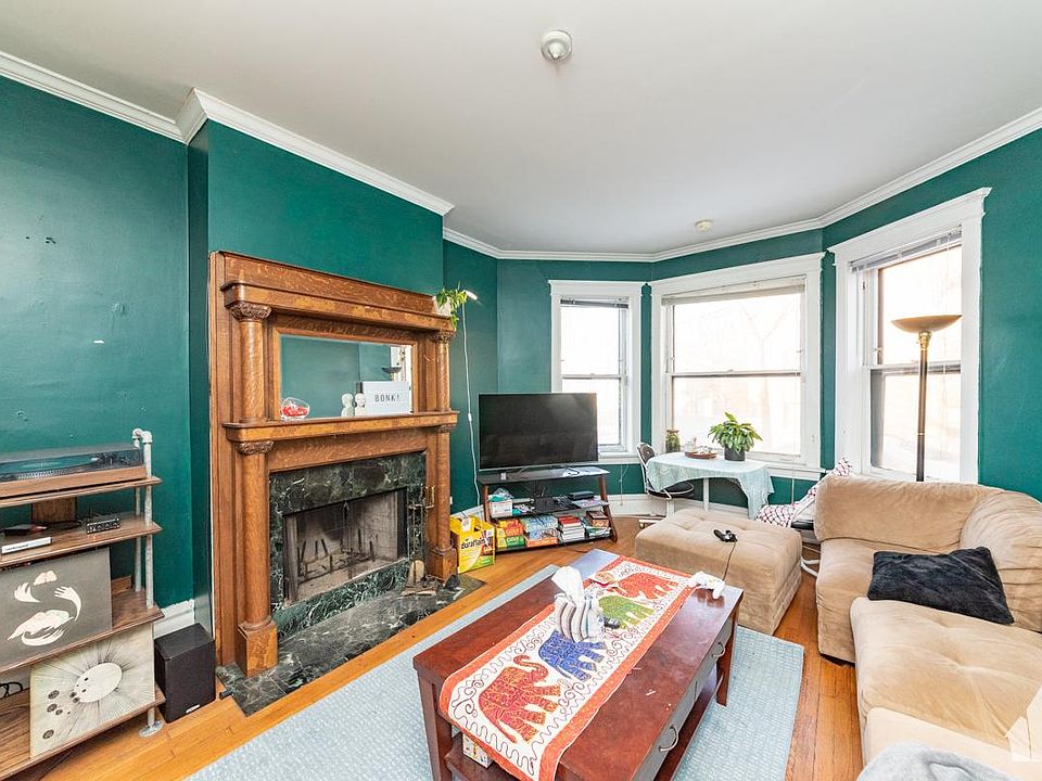 1st image of 735 W Barry Ave #1F