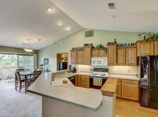 9223 S 54th St #1006, Franklin, WI 53132