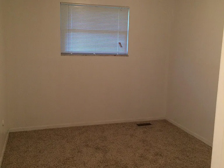 824 Patty Dr — Photo 7